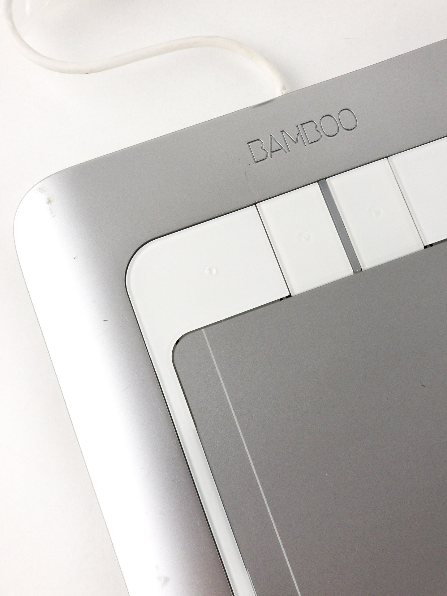 Wacom Bamboo Fun CTH-461 Graphics Drawing Tablet Close Up