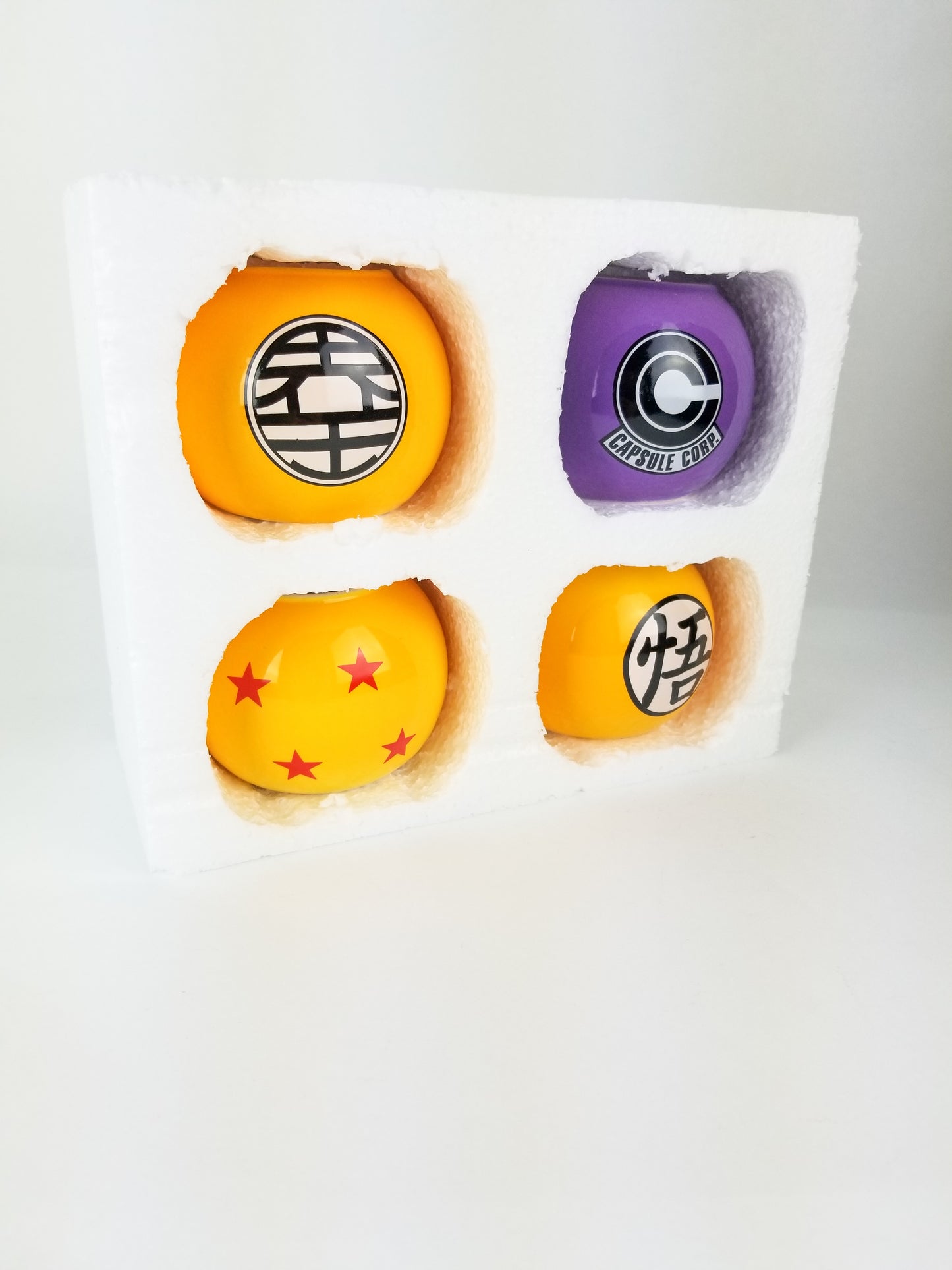 Dragon Ball Z 6oz Molded Mug 4 Piece Set in Styrofoam